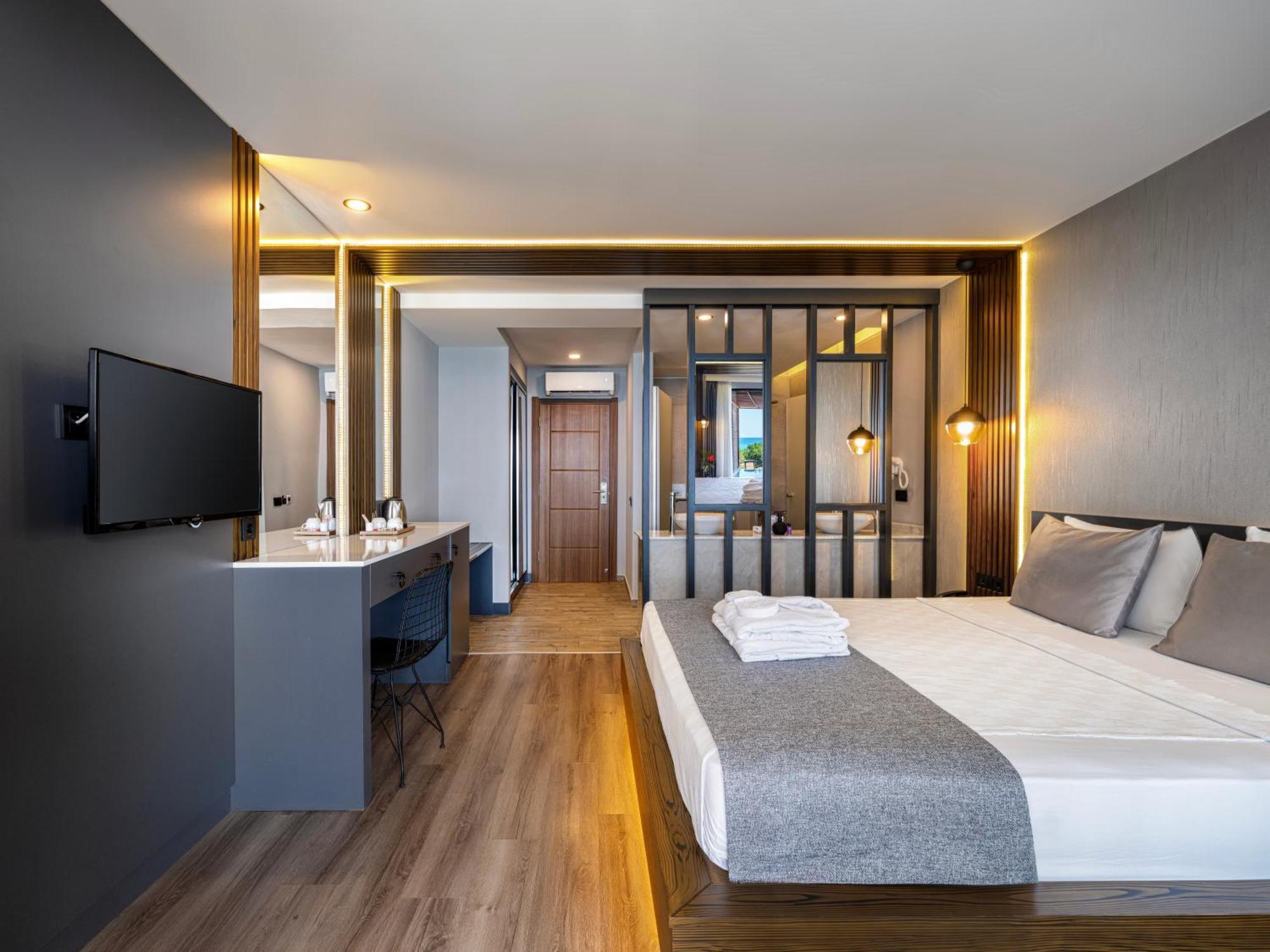 Kızılot Adora Calma Beach Hotel Adults Only מראה חיצוני תמונה