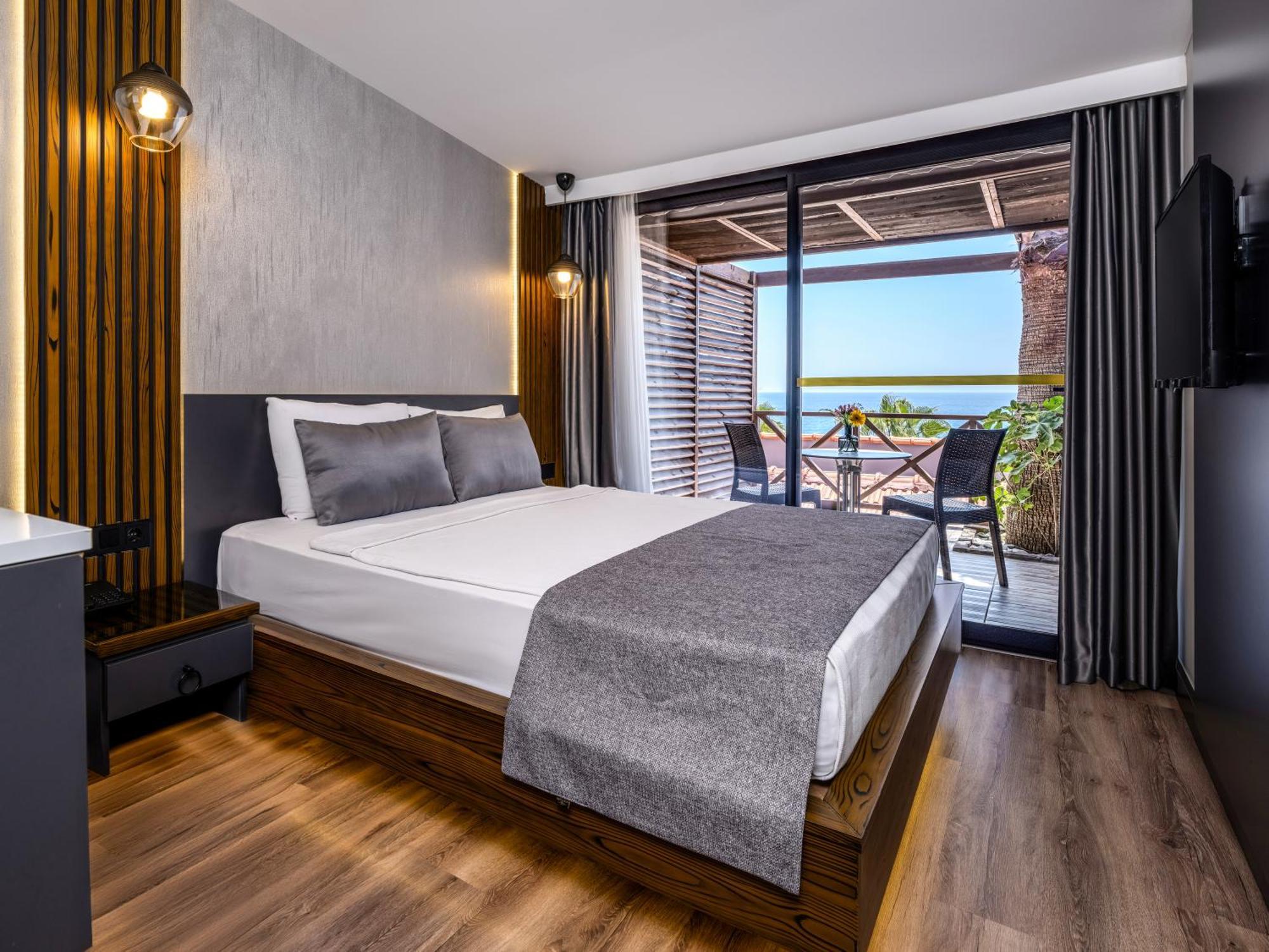 Kızılot Adora Calma Beach Hotel Adults Only מראה חיצוני תמונה