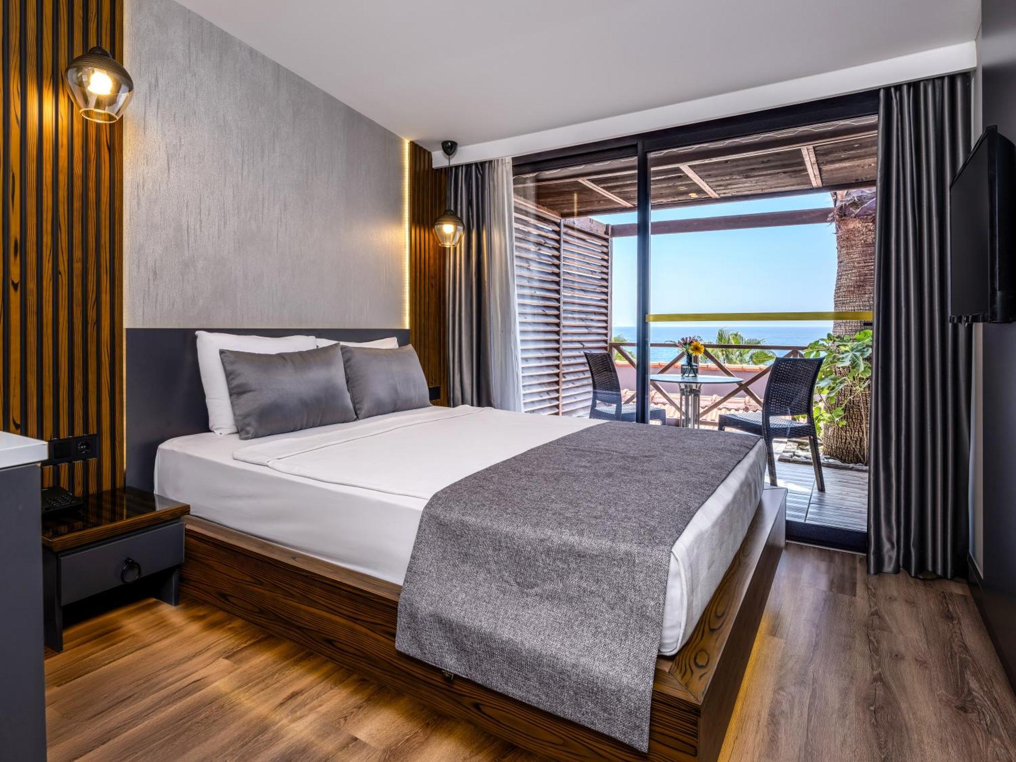 Kızılot Adora Calma Beach Hotel Adults Only מראה חיצוני תמונה