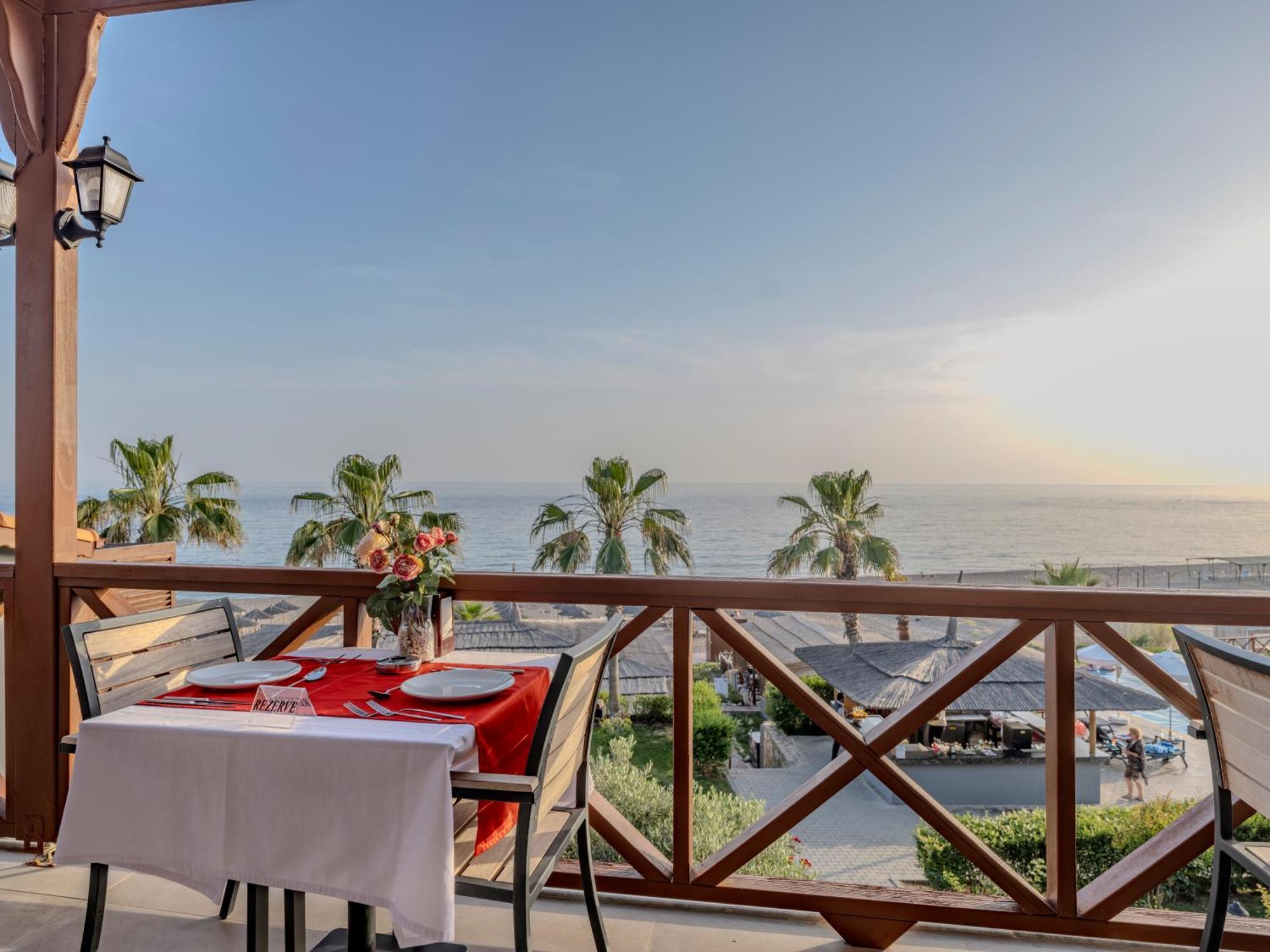Kızılot Adora Calma Beach Hotel Adults Only מראה חיצוני תמונה